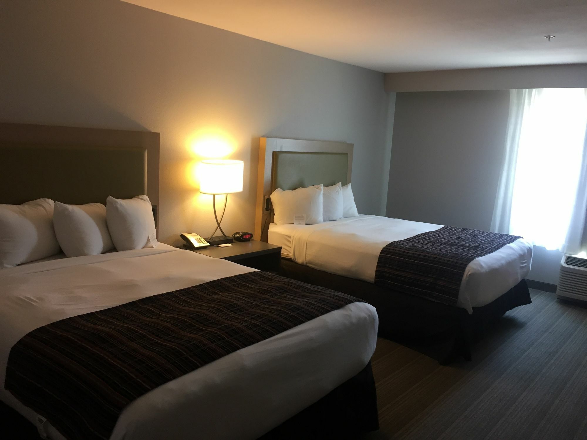 Country Inn & Suites By Radisson, Springfield Southeast Экстерьер фото